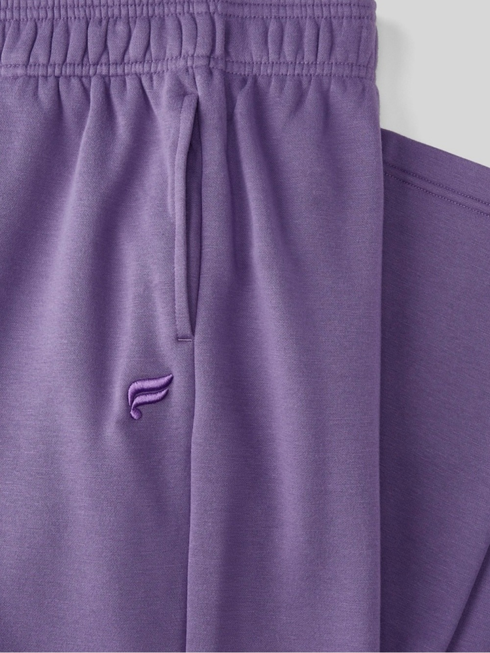 Fabletics Cozy Fleece Wide-Leg Sweatpants Size Medium in Sapphire Sky - Picture 2 of 6